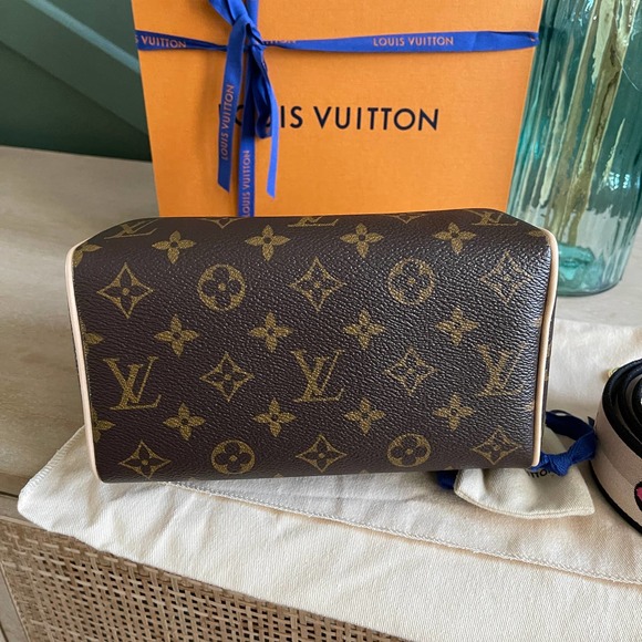 ❌SOLD❌NEW Louis Vuitton Speedy Bandouliere 20 Monogram Strap Black M45957 - Picture 5 of 14